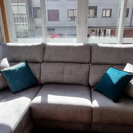 Piso Para 6 Personas Con Garaje Gratuito Vilagarcia de Arousa Exterior photo