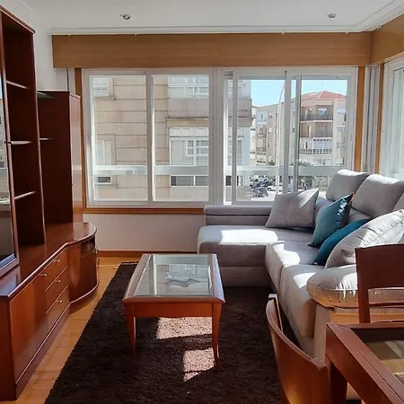 Piso Para 6 Personas Con Garaje Gratuito Vilagarcia de Arousa Exterior photo